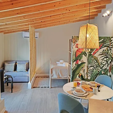 Sea & Cliff Luxury Вилла