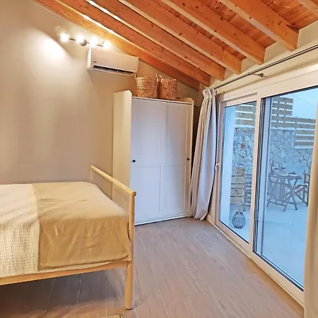 Sea & Cliff Luxury Benitses (Corfu)