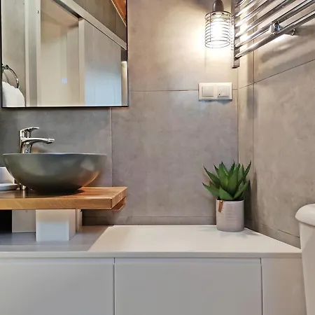 Sea & Cliff Luxury Villa *