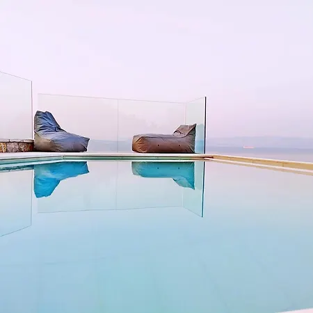 فيلة Sea & Cliff Luxury *