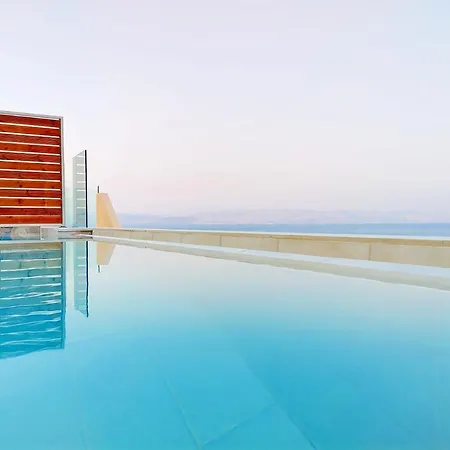 Sea & Cliff Luxury