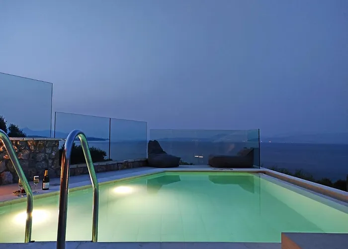 וילה Sea & Cliff Luxury