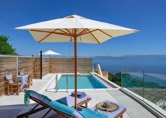 Sea & Cliff Luxury וילה *