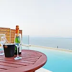 Sea & Cliff Luxury Benitses (Corfu)