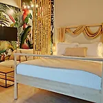 Sea & Cliff Luxury * Benitses (Corfu)