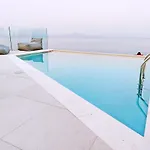 Sea & Cliff Luxury * Benitses (Corfu)