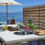 Sea & Cliff Luxury Villa *