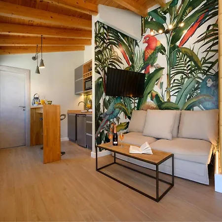 Sea & Cliff Luxury Villa *