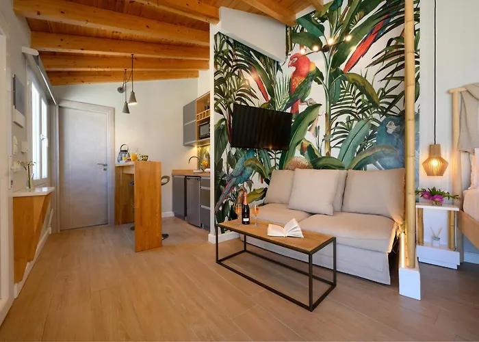 Sea & Cliff Luxury Villa *